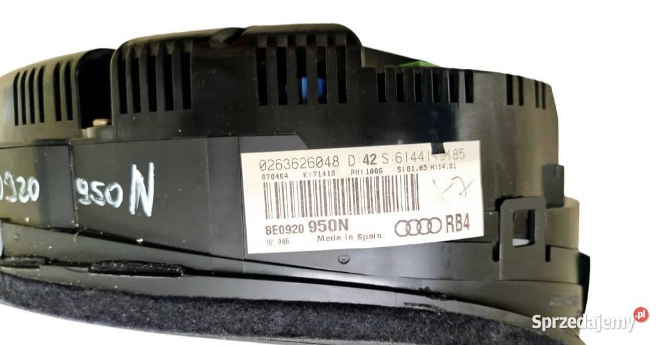 UK LICZNIK ZEGARY AUDI A4 B6 18T 20B 24B 30B Działoszyce