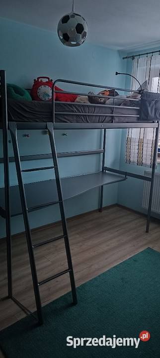 Łóżko piętrowe z biurkiem z Ikei - Praktyczne i stylowe