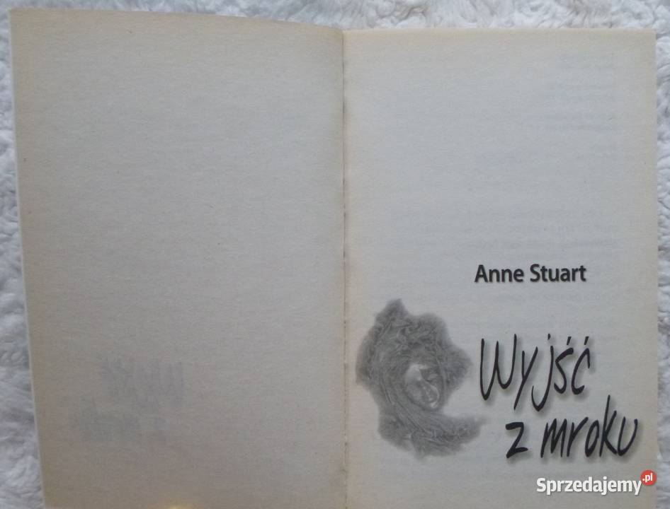 Wyjść z mroku Anne Stuart Proza i poezja Warszawa