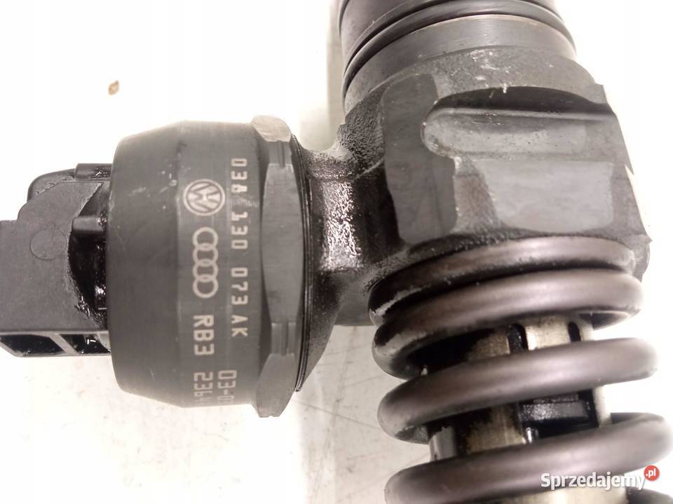 POMPOWTRYSKIWACZ 038130073AK 0414720038 19 TDI Rok produkcji 2003 świętokrzyskie