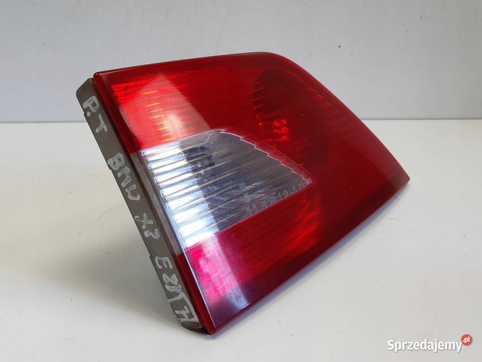 BMW X3 E83 0306r TYLNIA TYLNA LAMPA PRAWA prawy Rudka