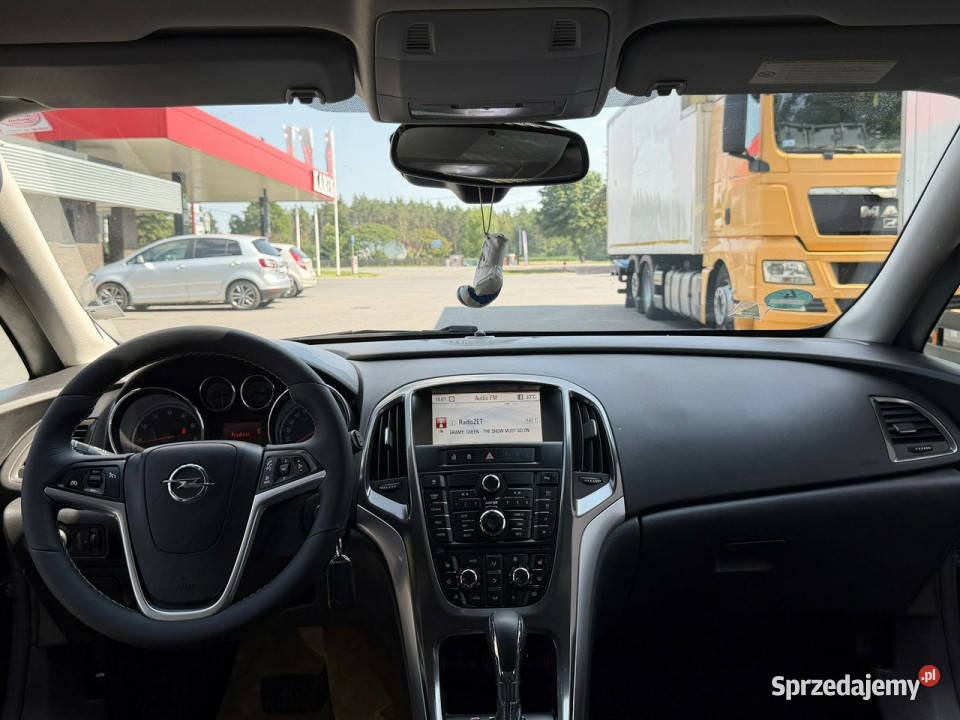 Opel Astra 16T 180 NaviBixenon światła przeciwmgielne Węgrów
