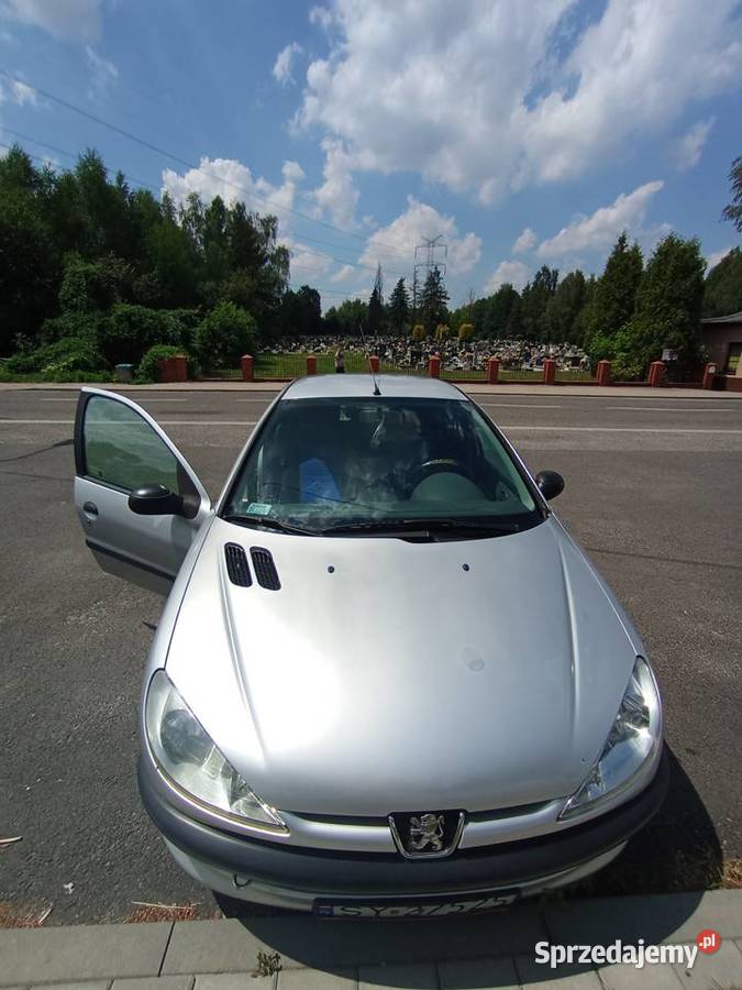 Peugeot 206 srebrny