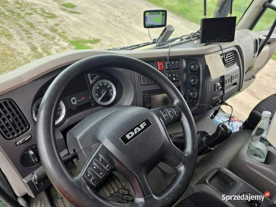 DAF LF 260 Euro 6 kontener 18 palet windaklima Góra Kalwaria