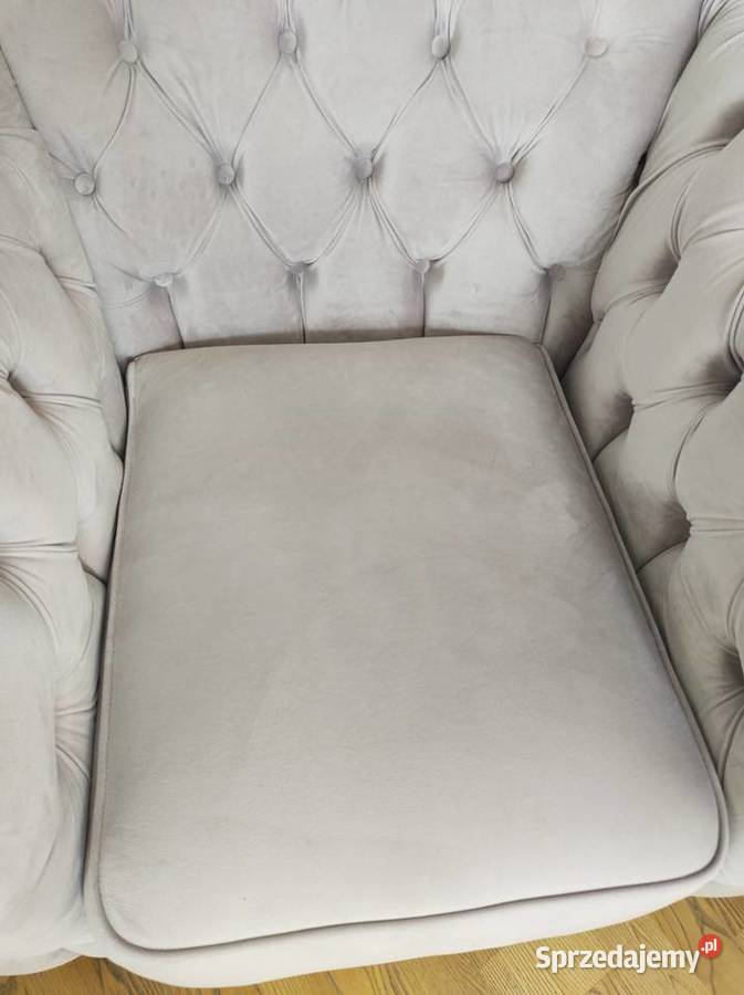 Fotel Chesterfield pudrowy róż wielkopolskie