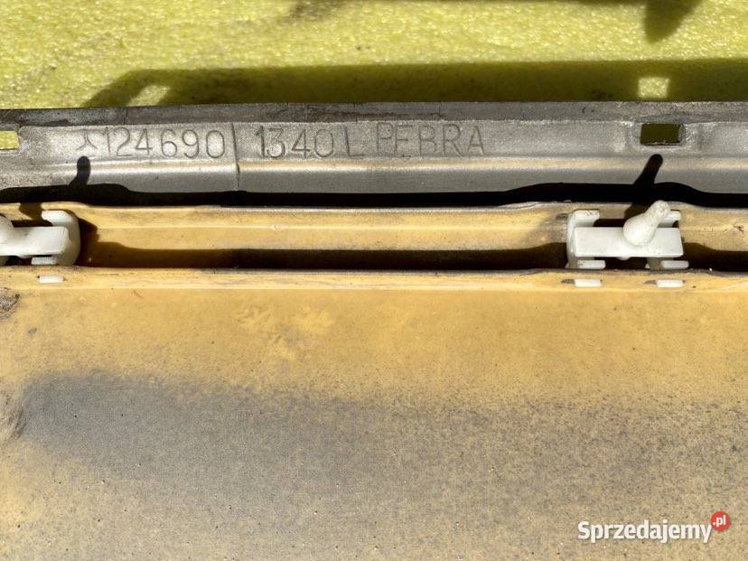 MercedesBenz E W210 Podszybie kratka lewa Łagiewniki