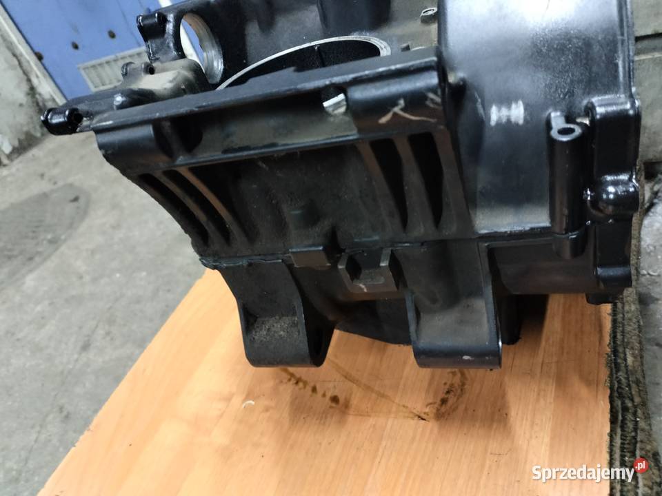 Kawasaki GPZ 500 blok silnika