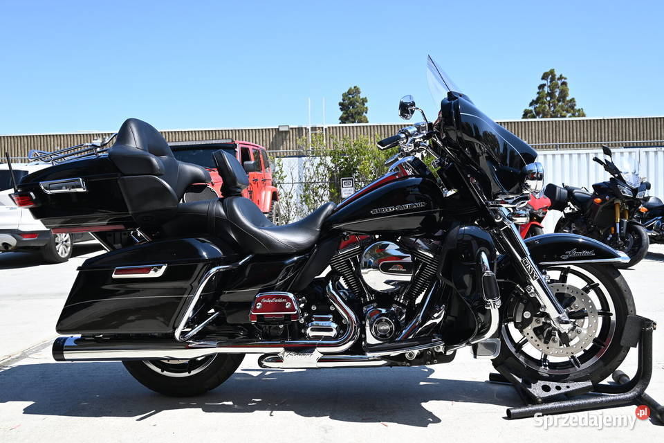 2015HarleyDavidson Electra Glide CONTACT US ME