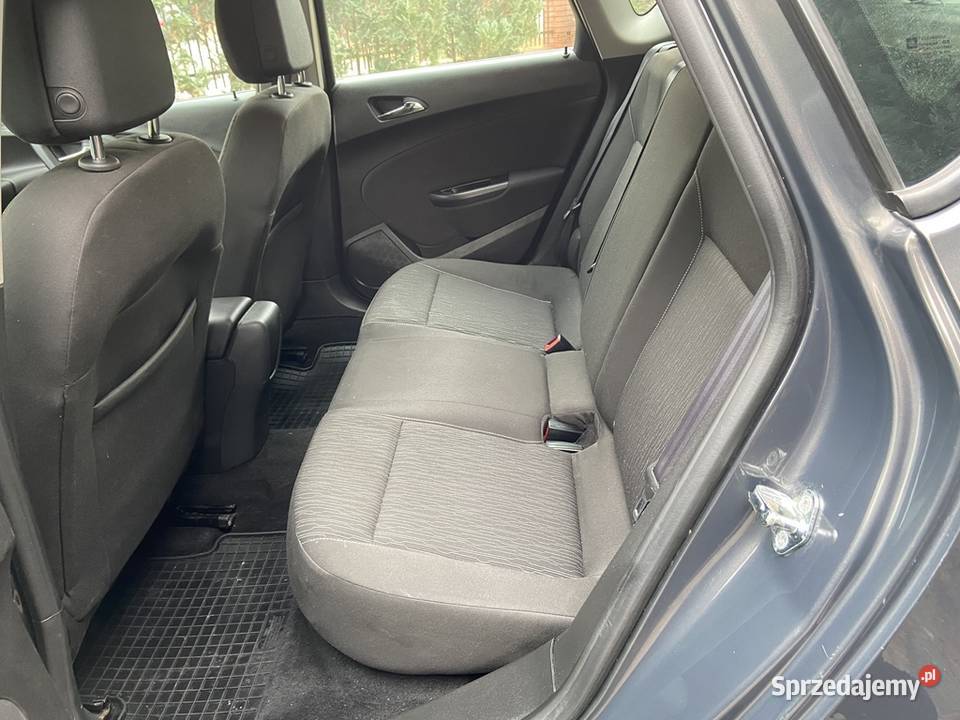 Opel Astra J Lift Bezwypadkowa mały przebieg Radom