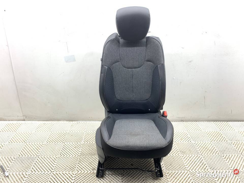 FOTEL PRAWY PRZÓD RENAULT CAPTUR I Crossover sprzedam