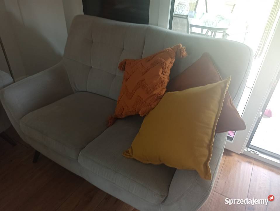 Sofa Scandi 2osobowa Agata Meble Jelcz-Laskowice sprzedam