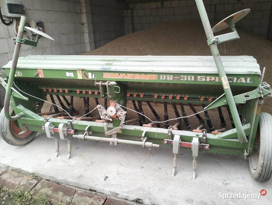 Siewnik zbożowy Amazone D830 Specjal Zbuczyn