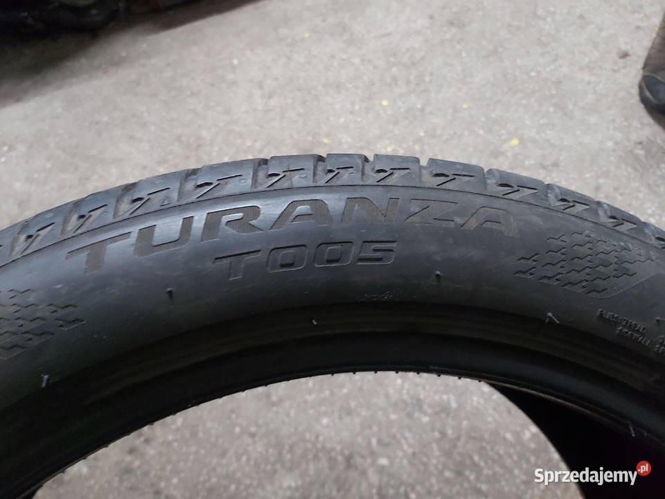 Opona letnia Bridgestone T005 22545R18 95Y dot 45