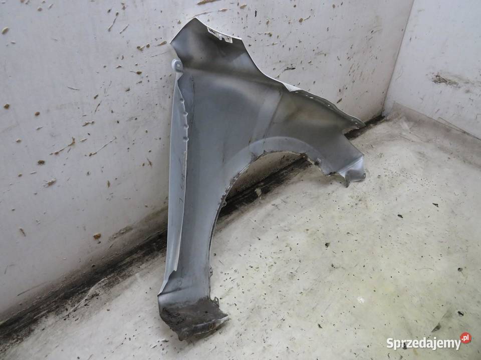BŁOTNIK LEWY PRZÓD 25D 13 MAZDA 3 BM