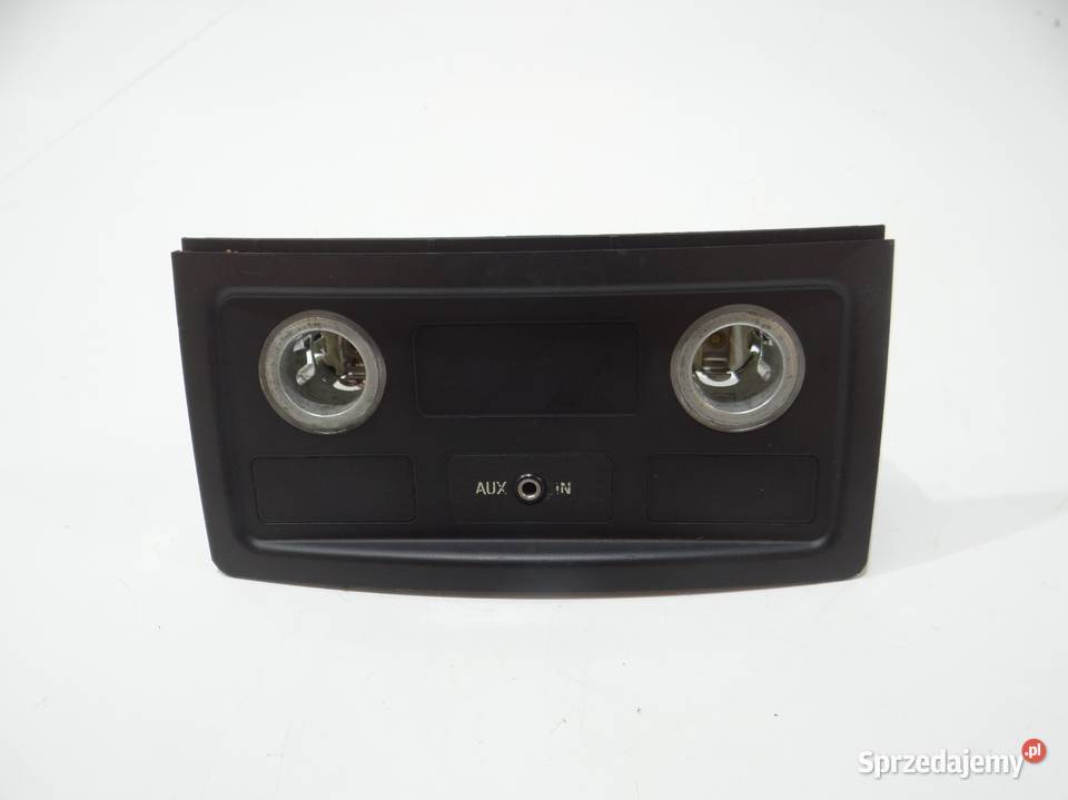 OSŁONA GNIAZDO ZAPALNICZKI AUX BMW E60 E61 LCI Strzyżewice