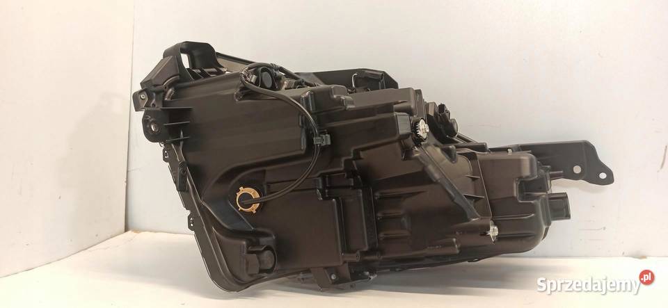 SUZUKI SWIFT VII MK9 LAMPA PRAWY PRZÓD UK ANGLIK osobowe