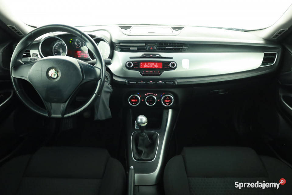 Alfa Romeo Giulietta 16 JTDM radio