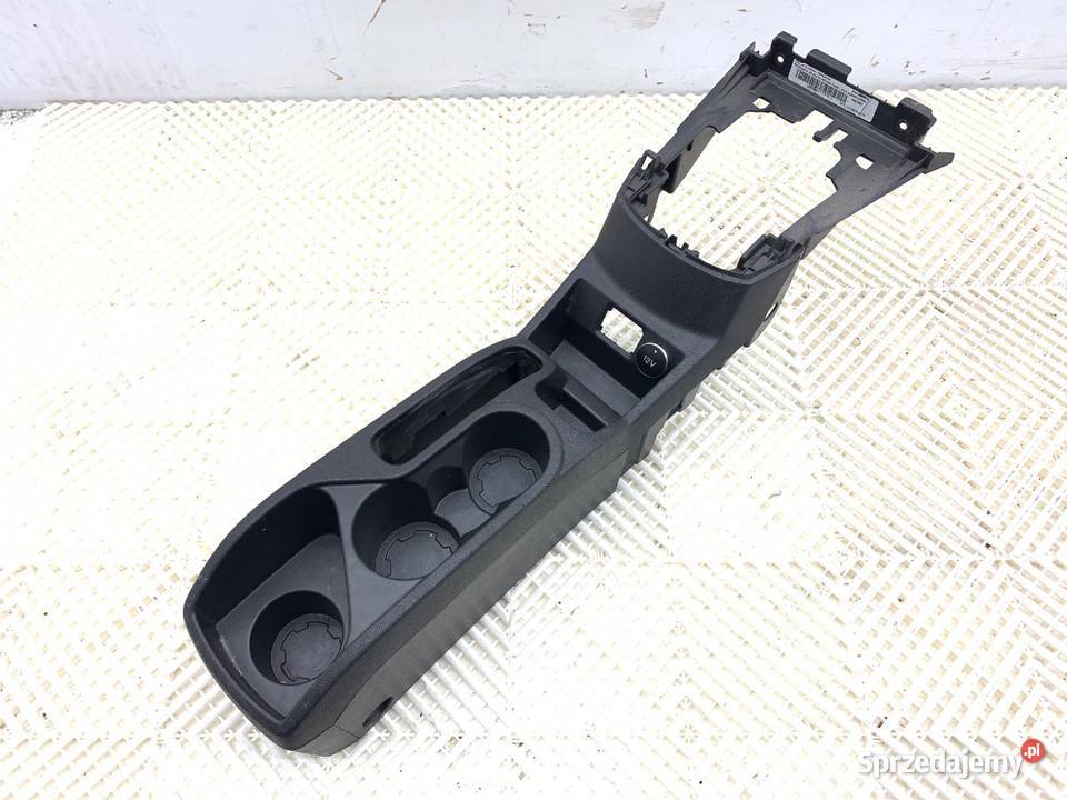 UCHWYT NA NAPOJE FORD ECOSPORT SUV KUBKI KUBKÓW