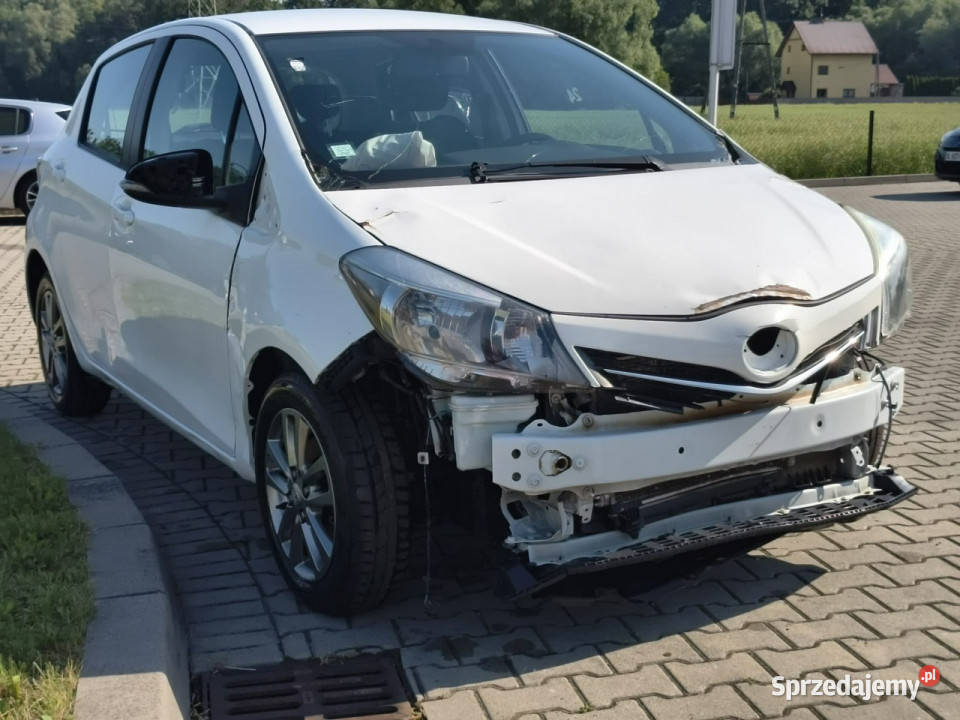 Toyota Yaris 14 d4d 90 6biegow tablet 4/5 Kęty sprzedam