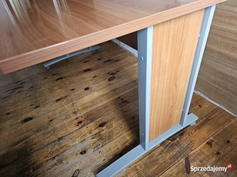Duże solidne biurko Świebodzin