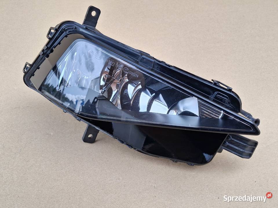 VW GOLF SPORTSVAN LIFT HALOGEN PRAWY LAMPA Bieleń
