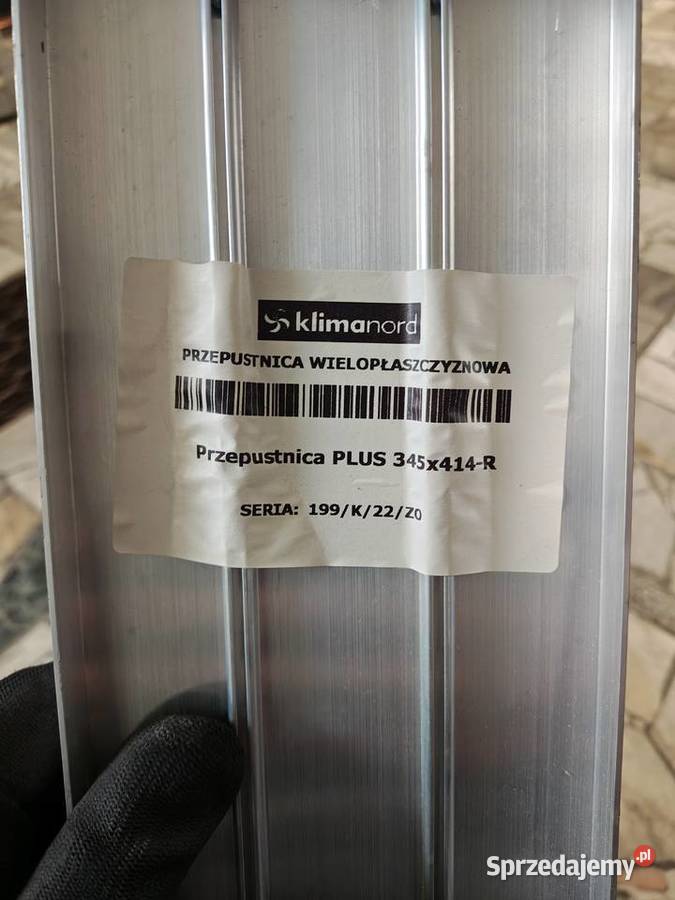 Przepustnica Plus aluminiowa 345x414R Swarzędz sprzedam