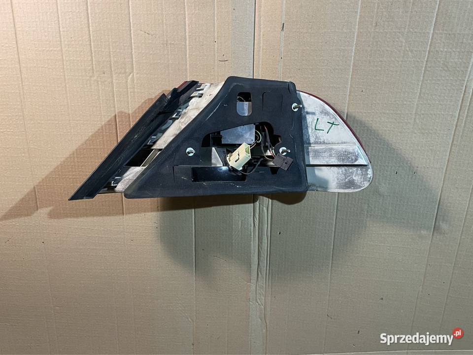 Lampa tył lewa karoseria bmw 7 e65 e66 Europa Oświetlenie Szczecin