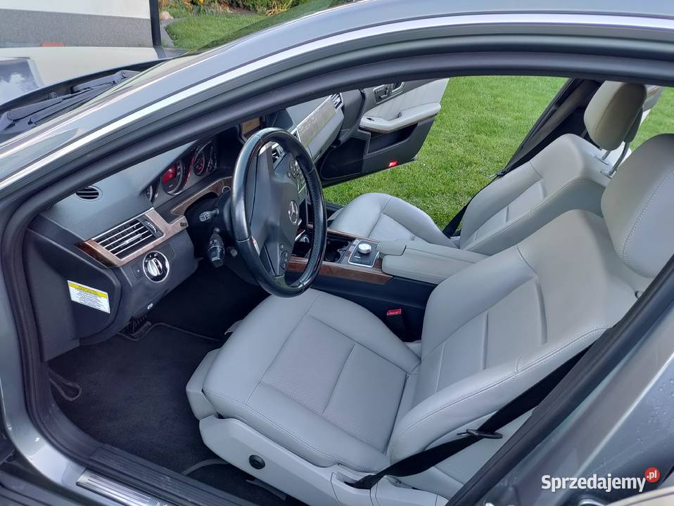 MercedesBenz E klasa W212 E350 LPG Melanów