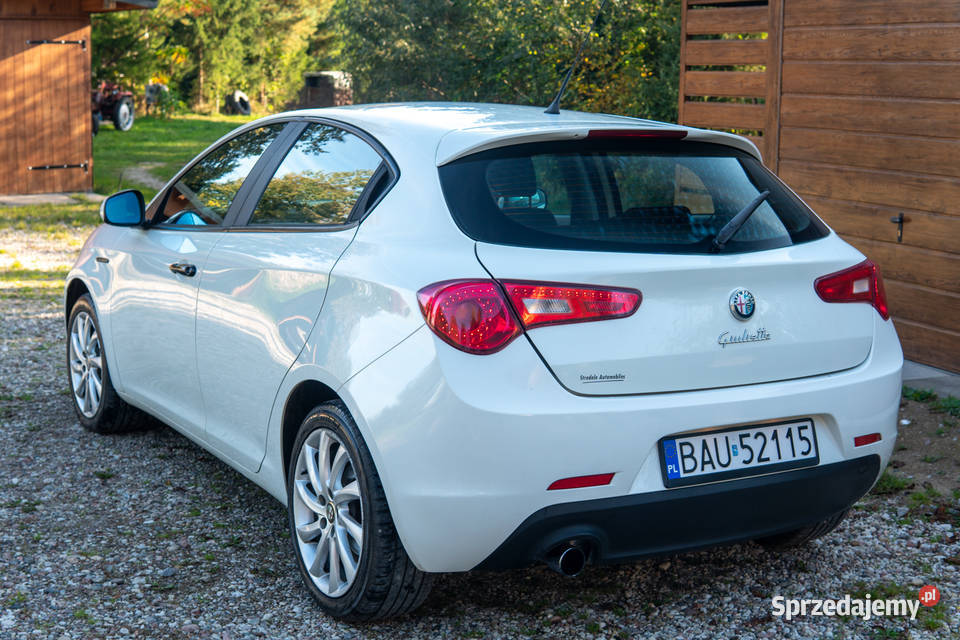 Alfa Romeo Giulietta 2011 14 TJet 120 nieuszkodzony Bargłów Dworny