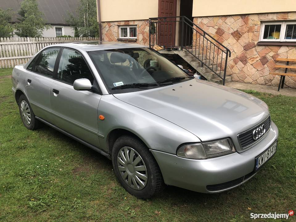 Audi A4 B5 sedan 16 szyberdach radio CD do jazdy Suchedniów