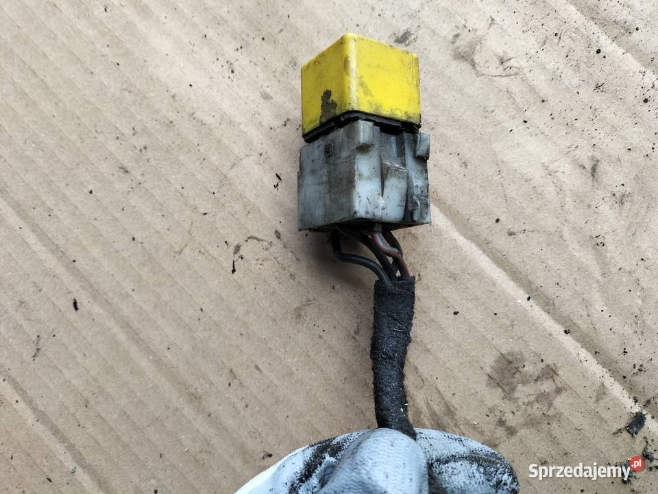 PRZEKAŹNIK 82461739 osobowe Kamień-Kolonia