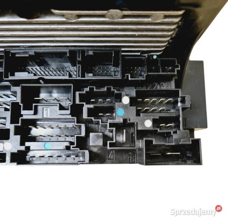 MODUŁ SKRZYNKA BEZPIECZNIKÓW MERCEDES W203 C sprzedam