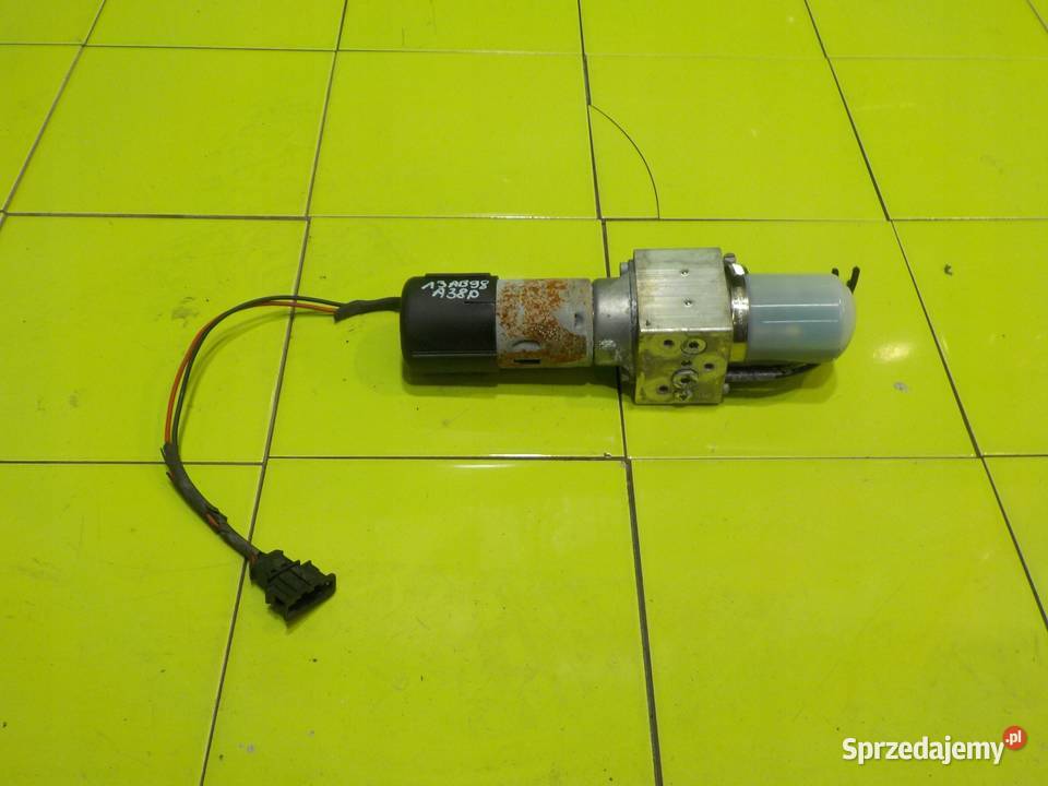 AUDI A3 8P II 20 TFSI 08r pompa dachu 1042219