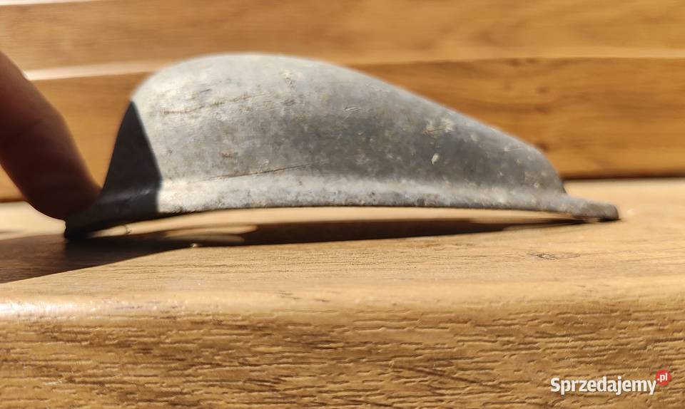 Część tylnej lampy jakiegoś jednośladu Wołomin