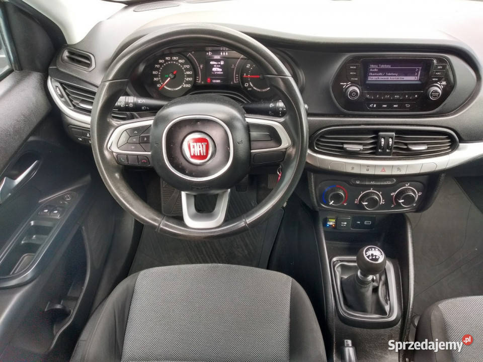 Fiat Tipo 14 16v 95 pop gaz hak fv23 II 2016 centralny zamek Tychy