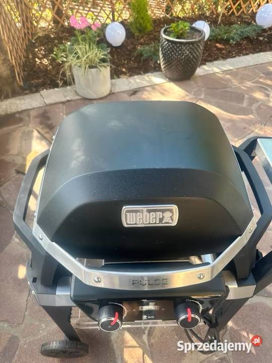 Grill elektryczny Weber Pulse 2000 z wózkiem i Warszawa sprzedam