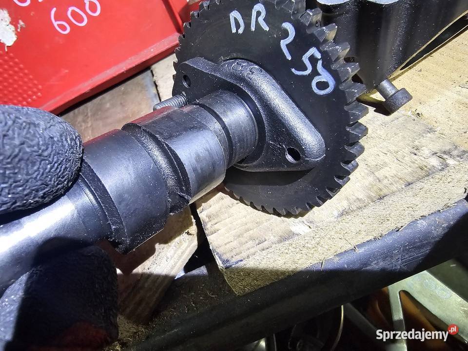 Suzuki DR 250 wałek rozrządu dr250 gn gn250 Części i akcesoria motocyklowe Jelenia Góra sprzedam