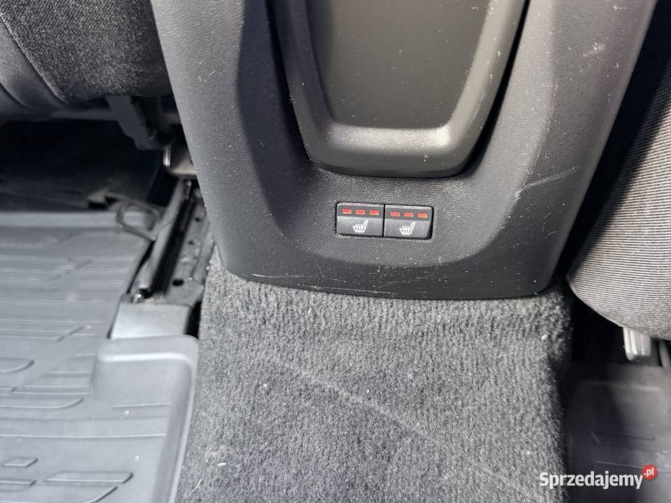 Volvo V40 20 D2 2015 Rok produkcji 2015 Starachowice