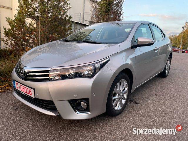 TOYOTA COROLLA 16 Benzyna Rawicz
