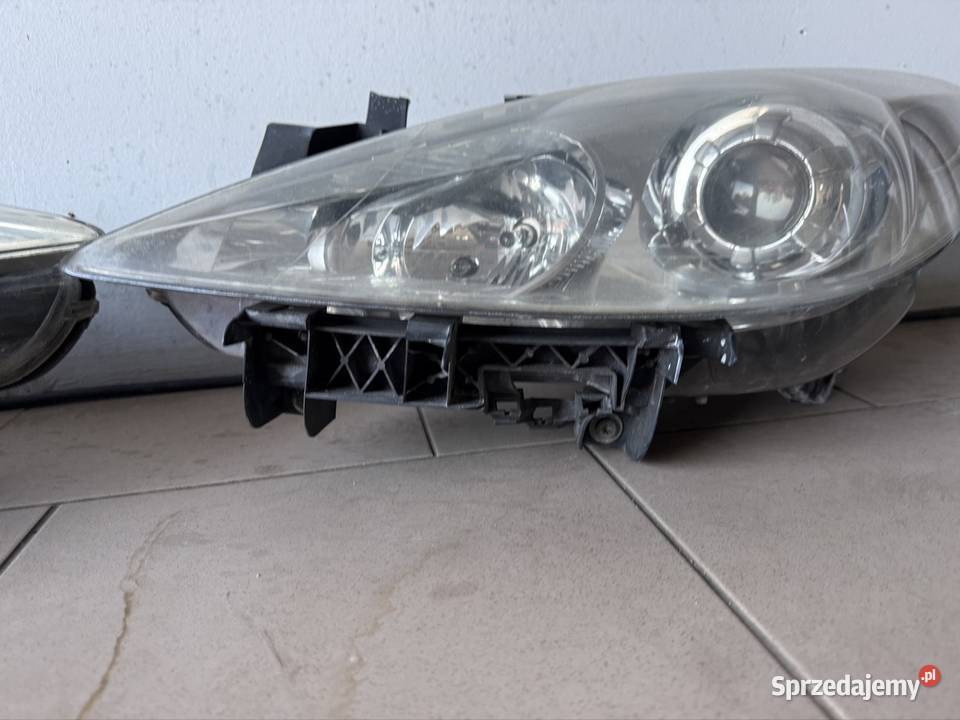 Lampy przednie Peugeot 307CC Lampy przednie dolnośląskie Jawor