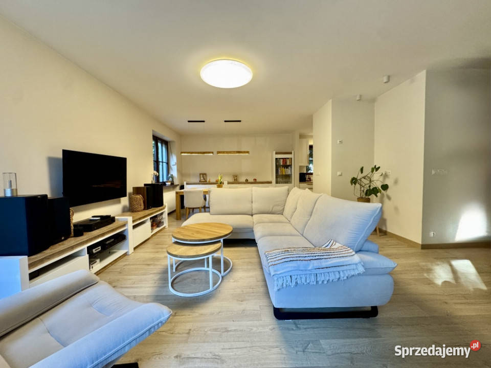 Dwupoziomowy apartament 16224 m z ogrodem i