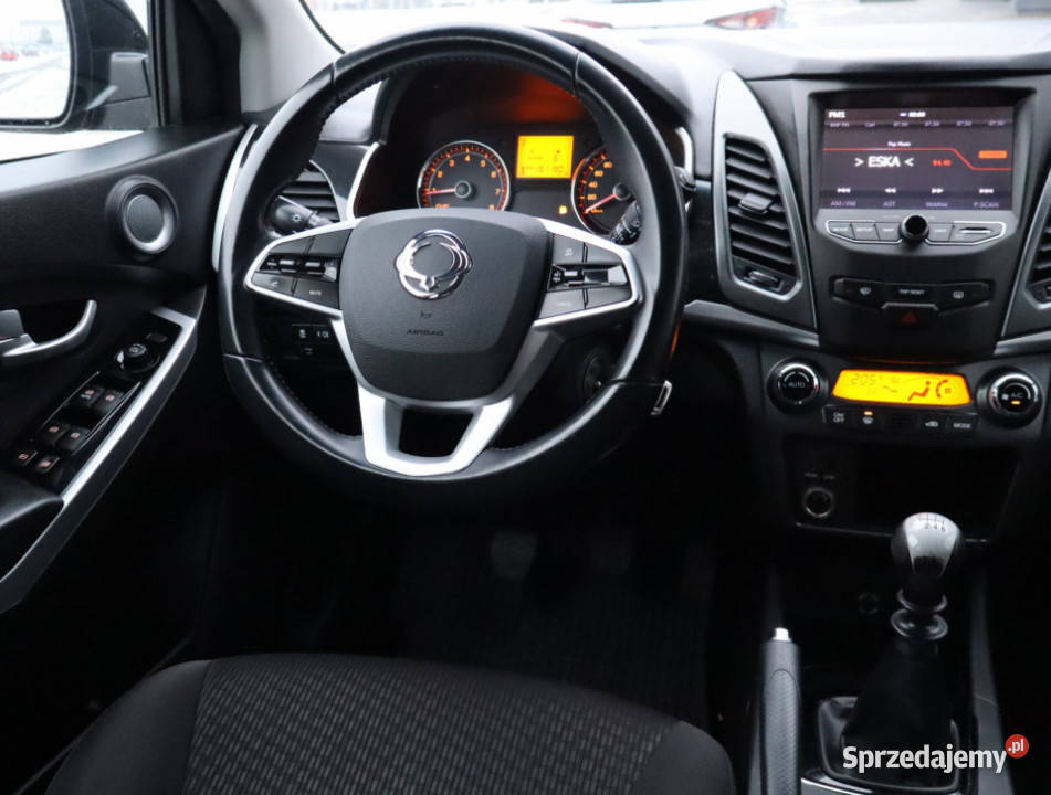 SsangYong Korando 20 eXGi czarny Piaseczno