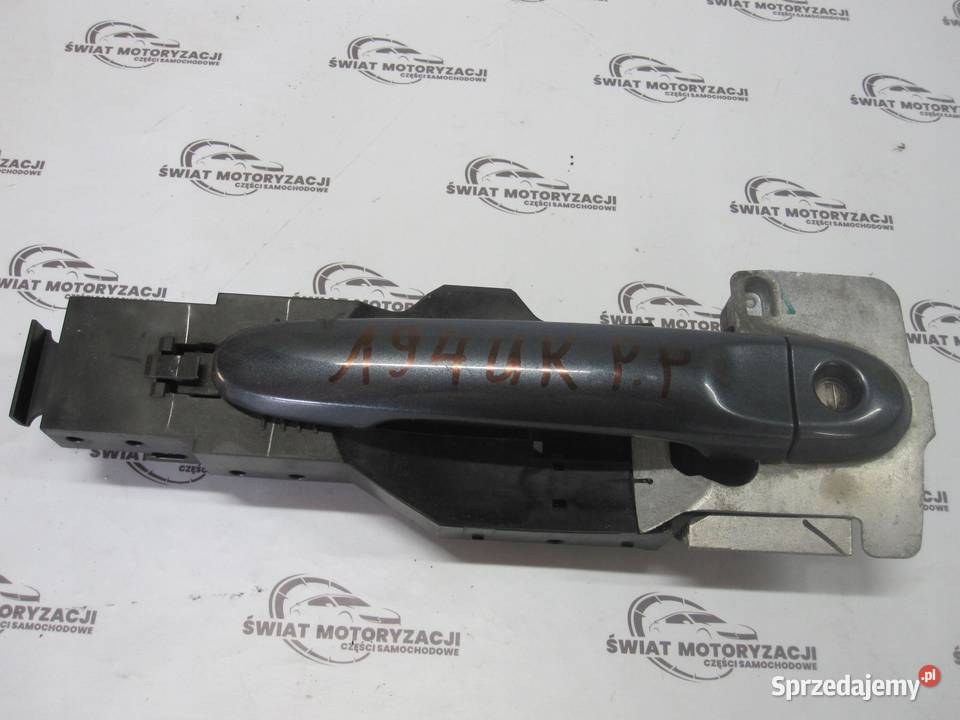 NISSAN JUKE 11r klamka zewnętrzna prawa przód