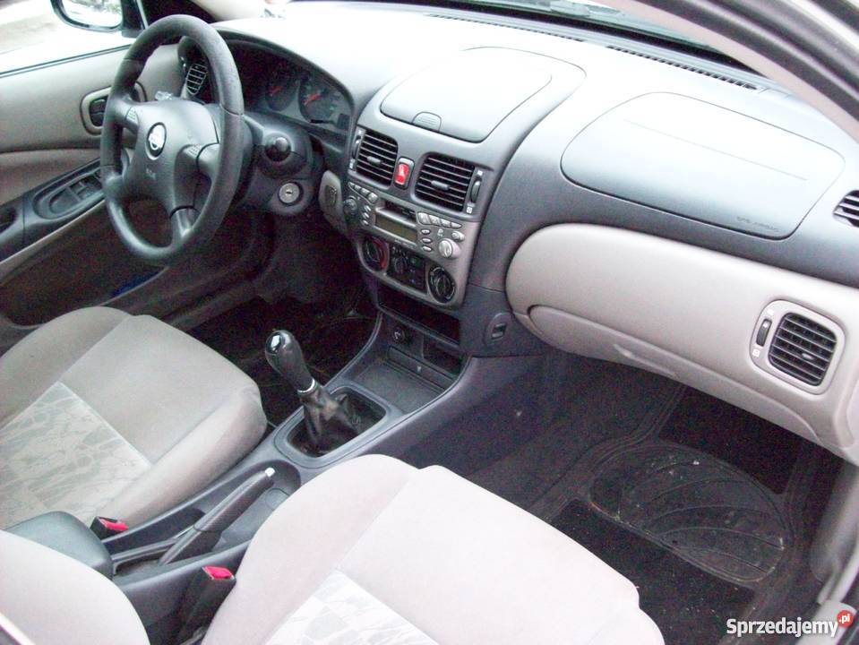 Nissan Almera 2002r 15 benzyna manualna Almera Chorzów
