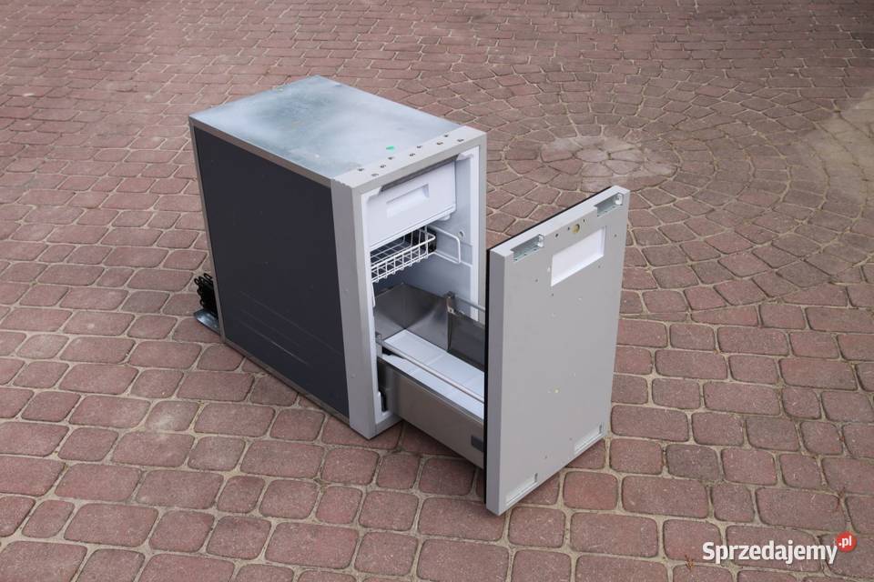 ORYGINALNA LODÓWKA 7C4068401B VW Crafter Grand Rok produkcji 2025 Kampery Radom