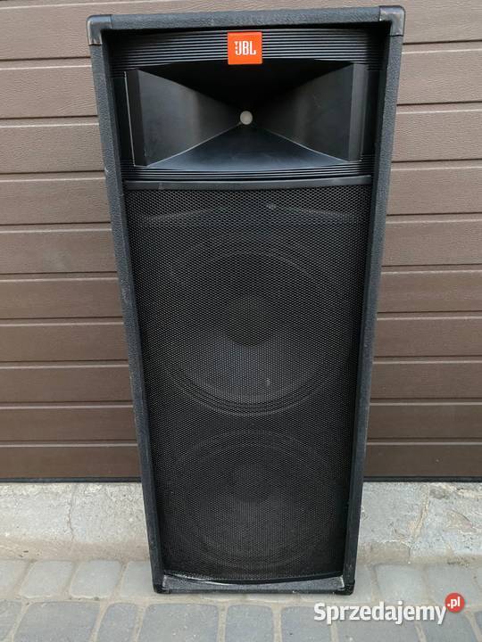 WYSTRZAŁOWY GŁOŚNIK JBL TR225 – ZRÓB Z SĄSIADÓW FANÓW MUZYKI!