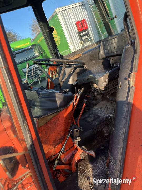 Ciągnik rolniczy Renault 6514 podkarpackie