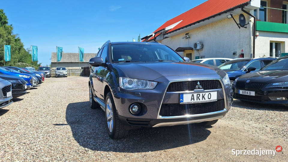 Mitsubishi Outlander AWD ksenony PDC II 20062013 diesel Outlander Zieleniewo sprzedam