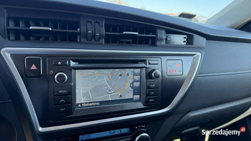 Toyota Auris II 2012 Rok produkcji 2015 wielkopolskie Sadlno