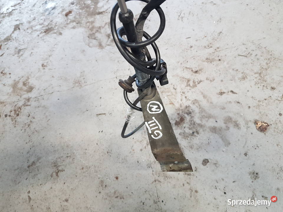 VW GOLF III VENTO ANTENA RADIOWA BLOTNIK PRZEWOD Części samochodowe Turek